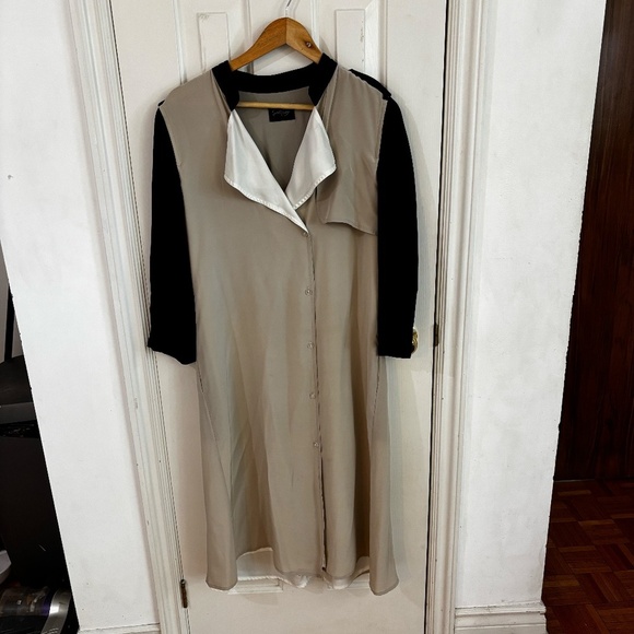 Rachel Coney Trench Coat 100 silk - Picture 2 of 5